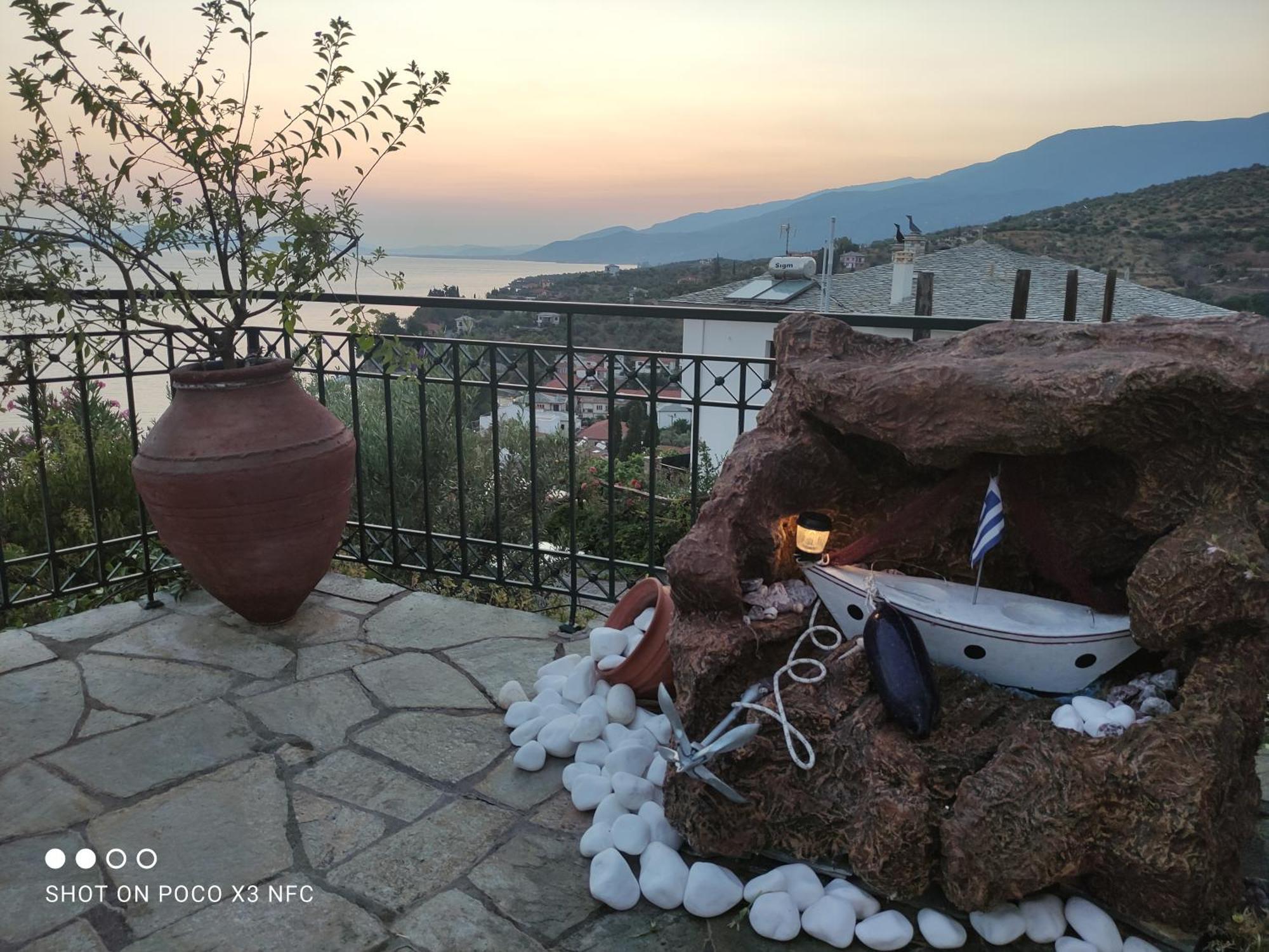 Mesonisi Με Υπέροχη Θέα Στον Παγασητικό!! Villa Áfissos Dış mekan fotoğraf