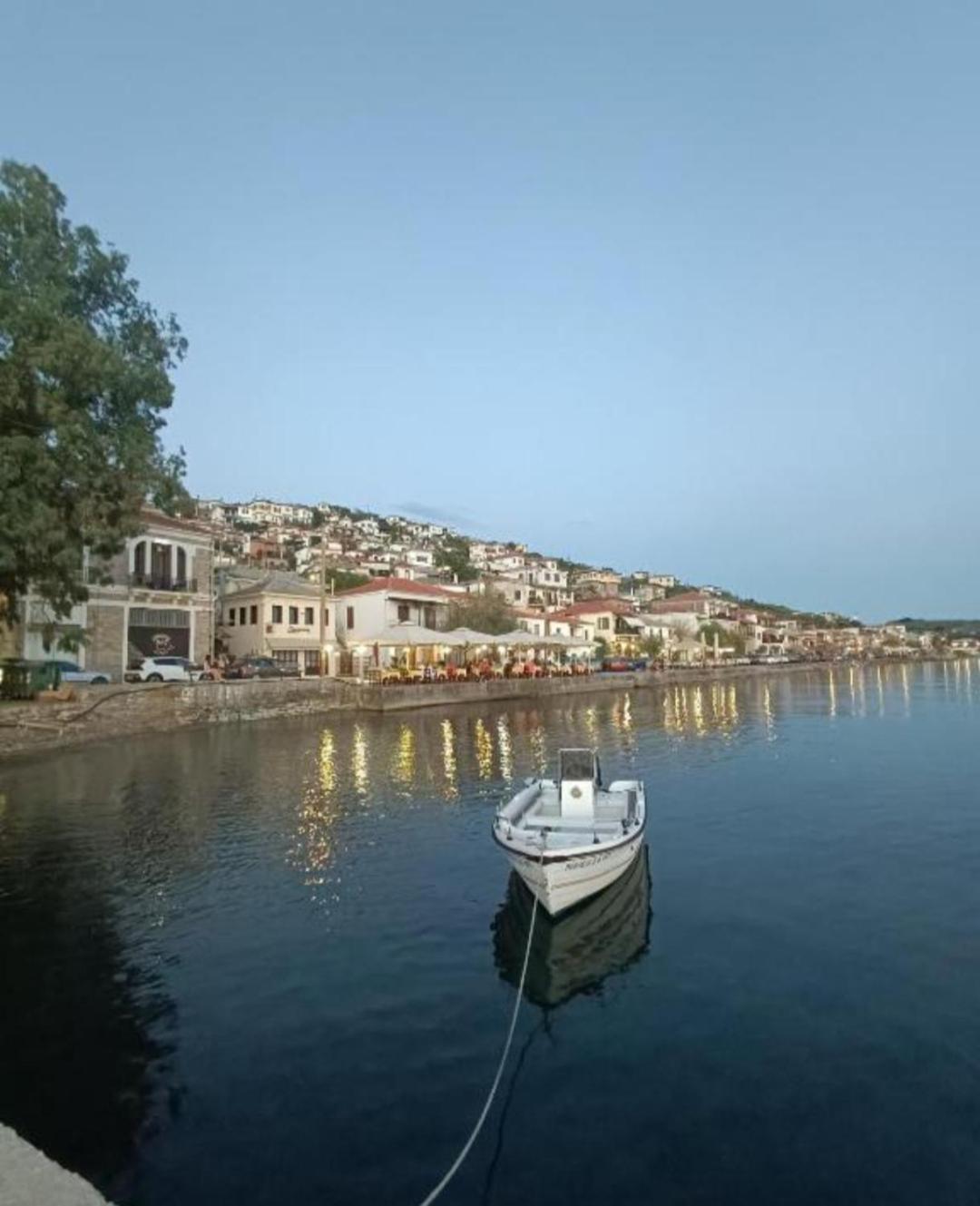 Mesonisi Με Υπέροχη Θέα Στον Παγασητικό!! Villa Áfissos Dış mekan fotoğraf
